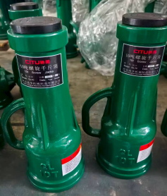 冠航螺旋千斤頂在橋梁維修中的作用