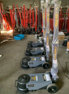 冠航氣動千斤頂在皮卡車維修中的應(yīng)用